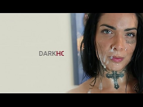 Порно видео Писсинг и камшот на лицо в домашнем видео