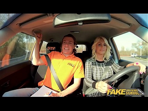 Fake Driving School Blonde MILF Tiffany Russo Fucks for Licence 12 мин.